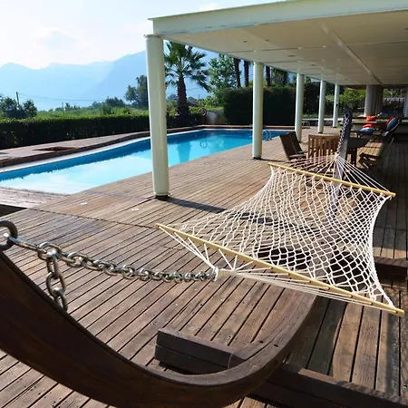 빌라 Serenity Village 카메나불라